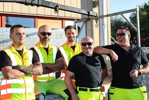 Team Fernwärme in neuer Schutzkleidung_3
